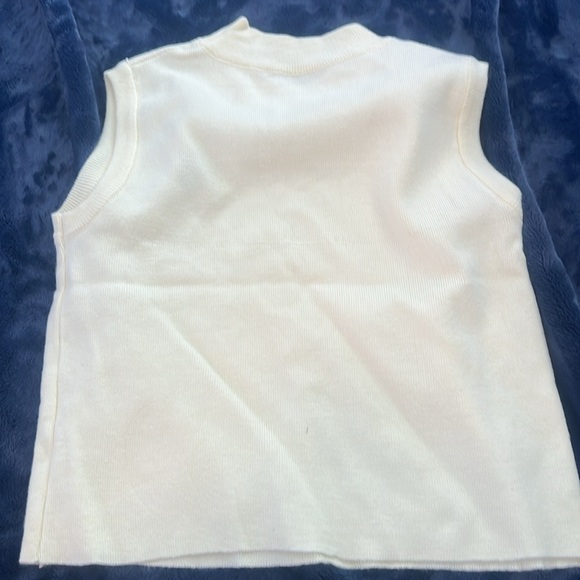 Crop top - Picture 2 of 2